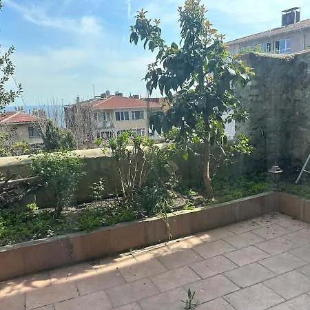 Apartment Stone Garden In The Heart Of The