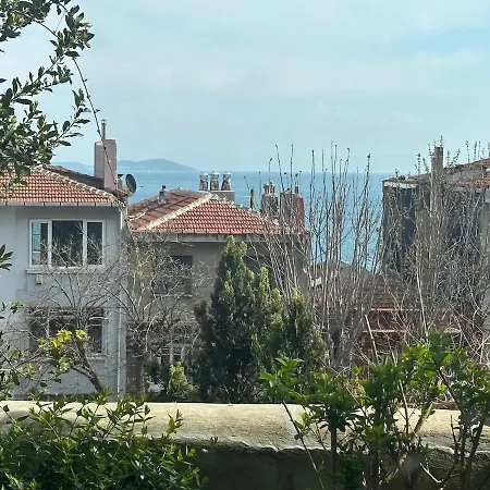 Apartment Stone Garden In The Heart Of The *
